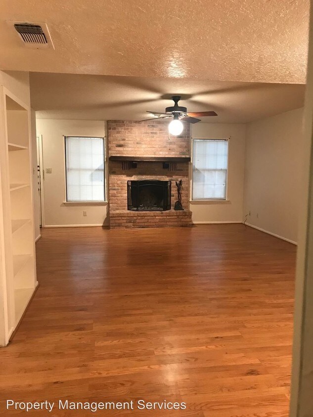 Foto principal - 107 Frederick Rd