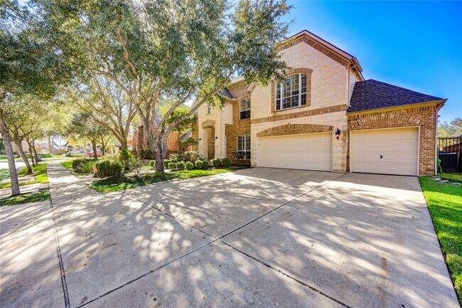 Foto del edificio - 9230 Hernshead Ln