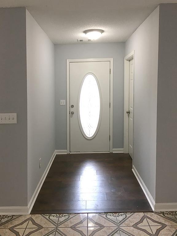 Building Photo - 2515 Freemans Walk Dr