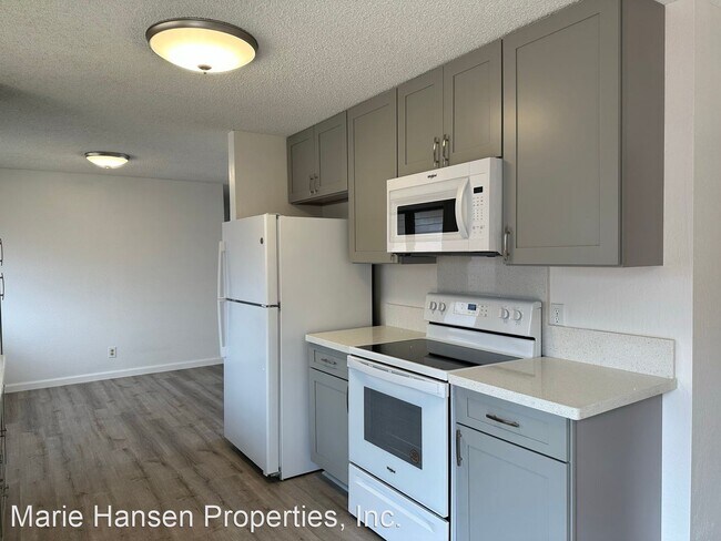 Foto del edificio - 3 br, 2 bath House - 1241 8th Ave Unit B