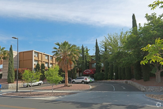 Building Photo - Highlander Apartments
