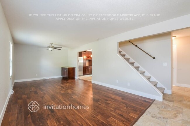 Foto del edificio - 10729 Owens St