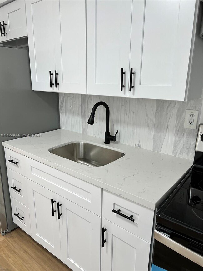 Foto del edificio - 2652 NE 212th Terrace