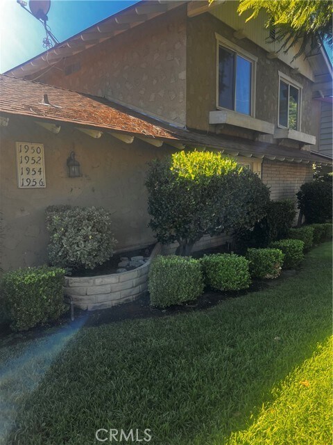 Foto principal - 1950 Evergreen St