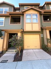 Building Photo - 6044 Old Quarry Loop