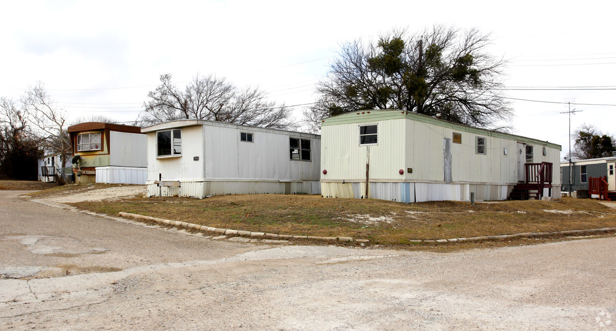 Primary Photo - Oak Springs Mobile Home Park