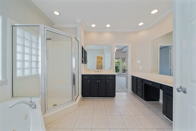 Foto del edificio - 1515 Hyde Park Blvd