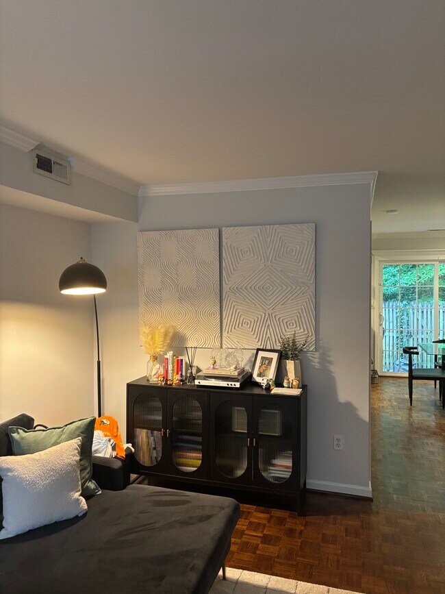 Foto del edificio - 3724 Yorktown Pl