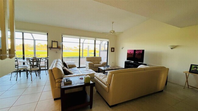 Foto del edificio - 491 Prestwick Cir
