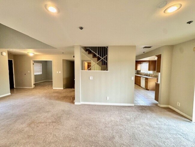 Building Photo - Spacious 3-Bedroom, 3-Bathroom Home