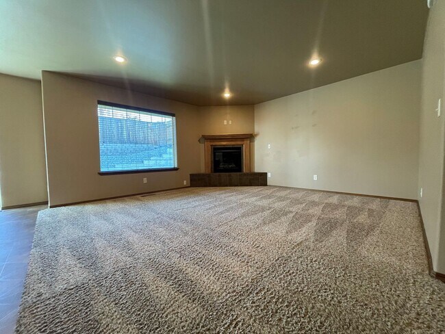 Foto del edificio - 907 Fawn Cir