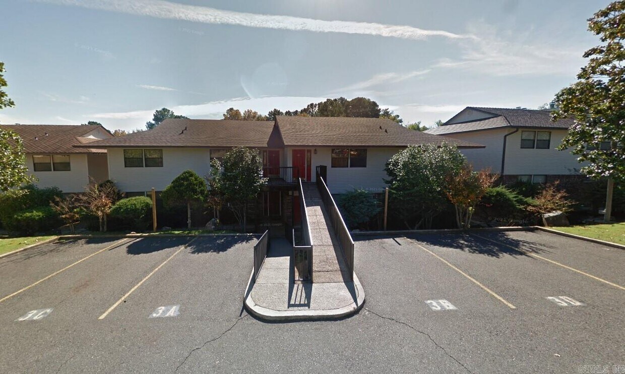 5371 Central Ave Unit 3B, Hot Springs, AR 71913 Condo for Rent in Hot