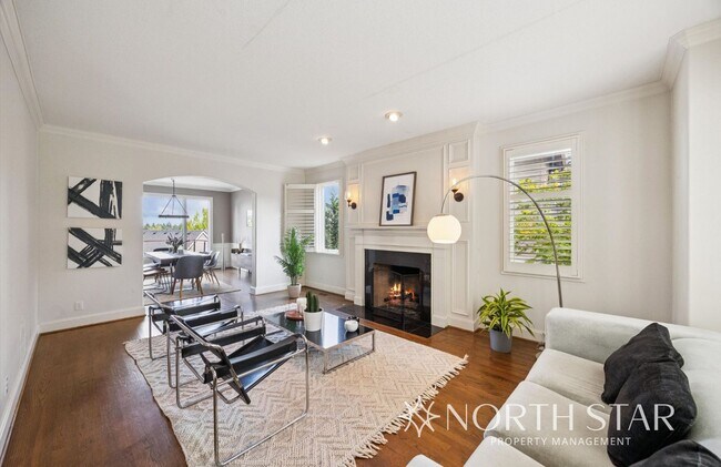 Building Photo - Beautiful Home with Mountain Views in the ...
