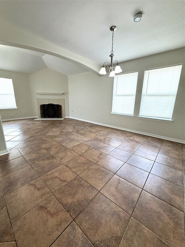 Building Photo - 6023 Barany Ct