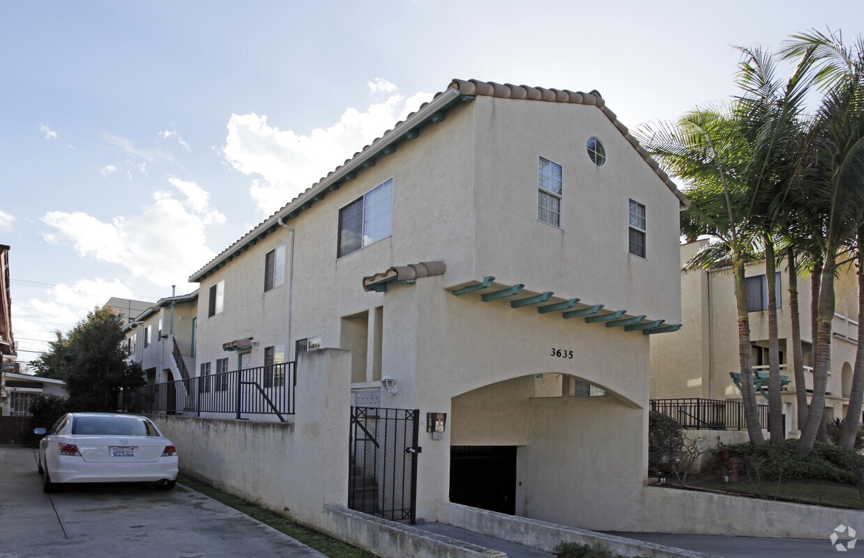 Building Photo - 3635 3rd Ave