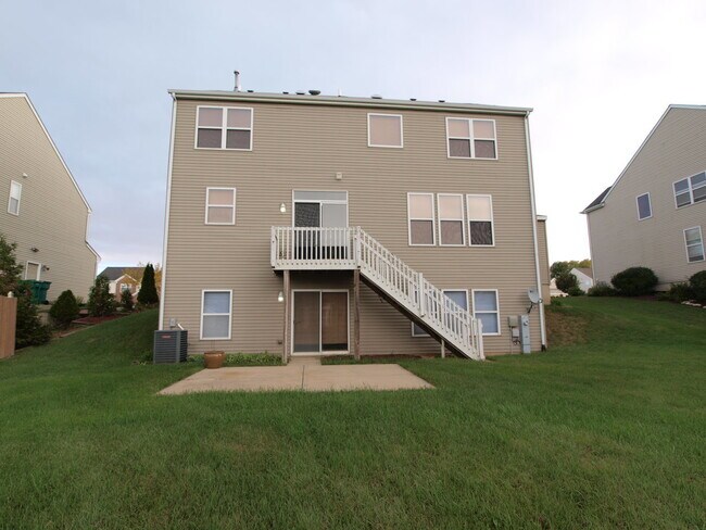 Building Photo - 8116 Bluestem Ave