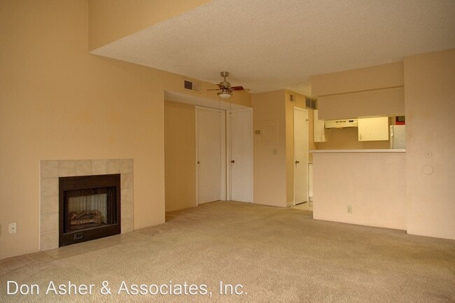 Building Photo - 1 br, 1 bath House - 351 Lone Hill Dr. # 306