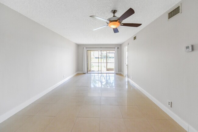 Foto del edificio - 2600 Greenwood Terrace