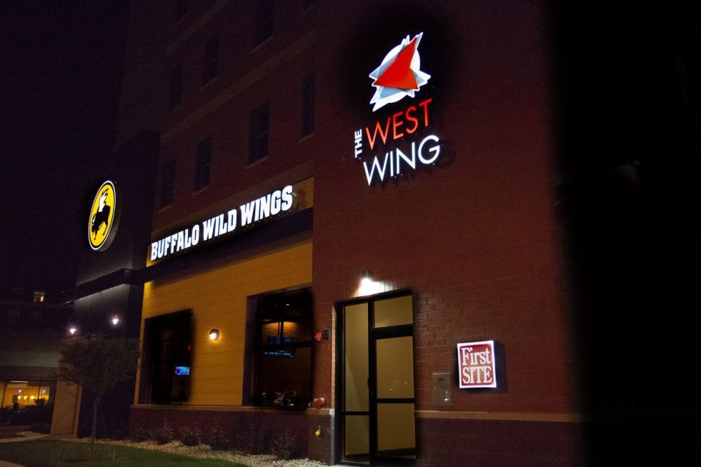 Primary Photo - West Wing