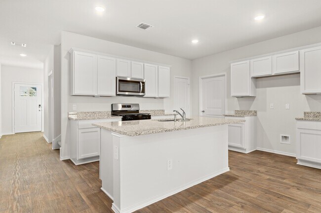 Building Photo - 172 Frogmore Loop
