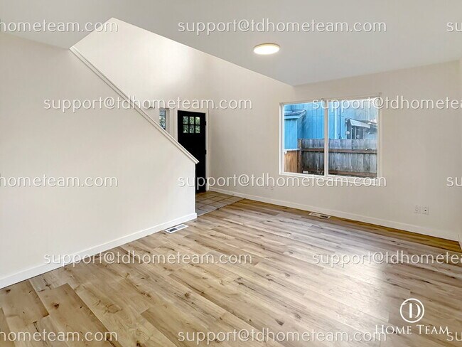 Foto del edificio - 4743 25th Ave SW