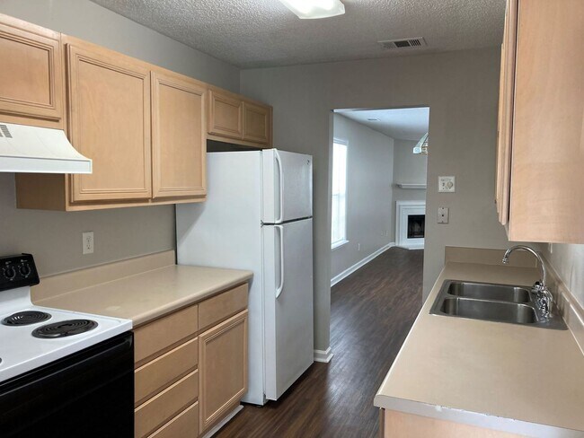 Foto del edificio - Modern Townhome Living Near Downtown Augusta & the Medical District
