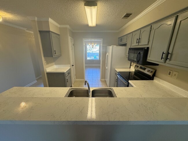 Foto del edificio - 2271 Lake Springs Ln