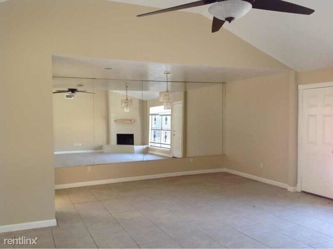 Foto del edificio - 3 br, 2 bath House - 19906 Bridgedale Ln