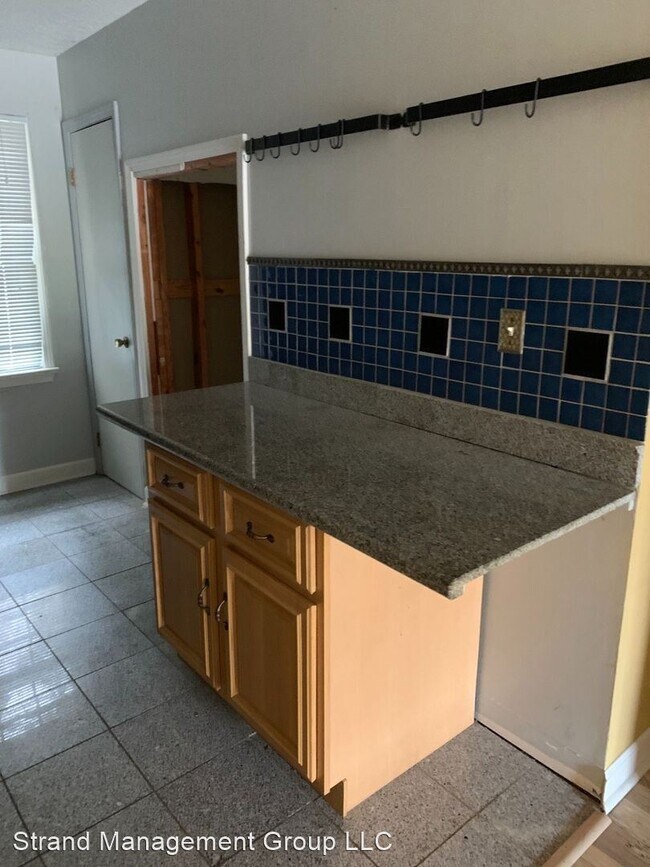Building Photo - 2 br, 1 bath House - 4080-A WHISKERPOLE