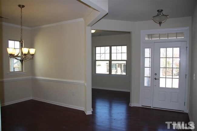 Building Photo - 2721 Sardinia Ln