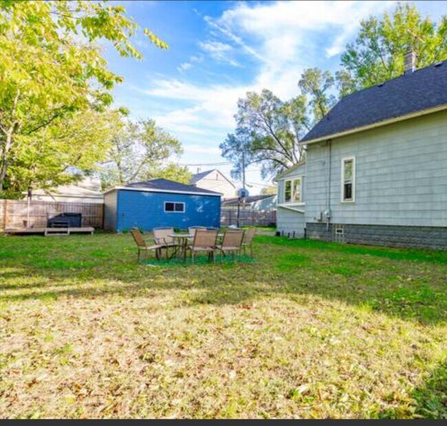 Large gated and secured backyard for family gatherings. - 14449 Pohlers Ct