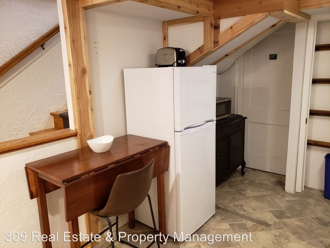 Building Photo - 1 br, 1 bath House - 290 Fondulac Dr