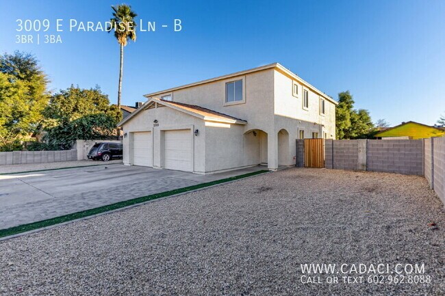 Foto del edificio - 3009 E Paradise Ln