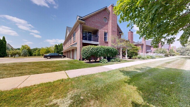 Foto del edificio - 5615 Hampshire Ln