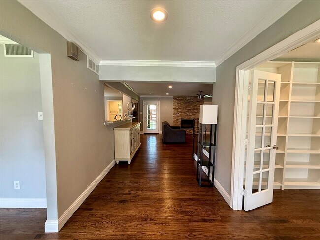 Foto del edificio - 13455 Mill Grove Ln