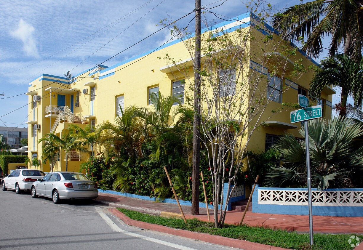 Foto del edificio - Shoreview Apartments