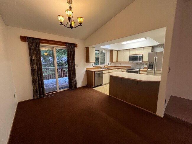 Foto del edificio - Sudden Valley Home in the Trees!