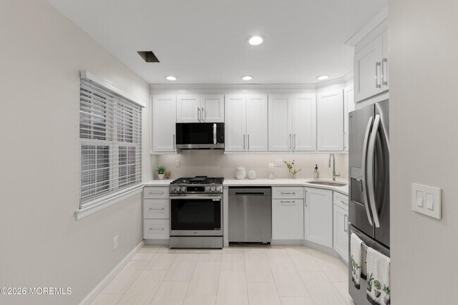 Foto del edificio - 36 Steeplechase Ct