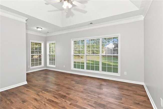 Building Photo - 632 Addison Way