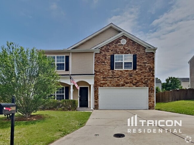 Building Photo - 2048 Lauren Woods Dr