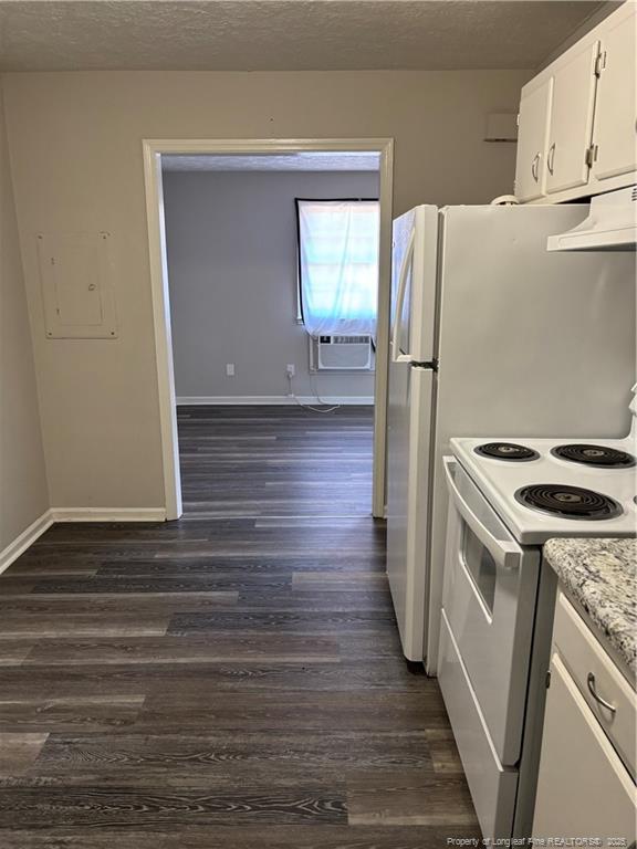 Foto del edificio - 6443 Applecross Ave