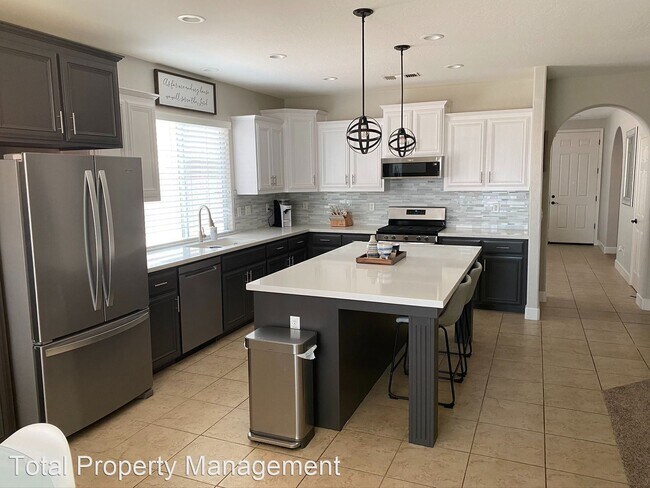 Foto del edificio - 3 br, 2 bath House - 349 Hampton St.