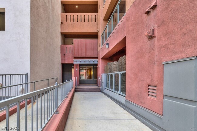 Foto del edificio - 51 E Agate Ave