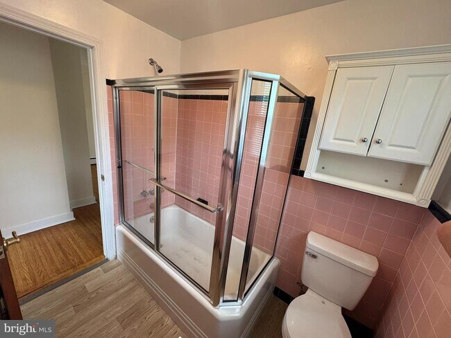 Foto del edificio - 410 Paoli Ave