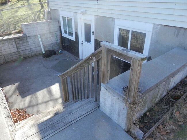 Building Photo - 3414 Sherwood
