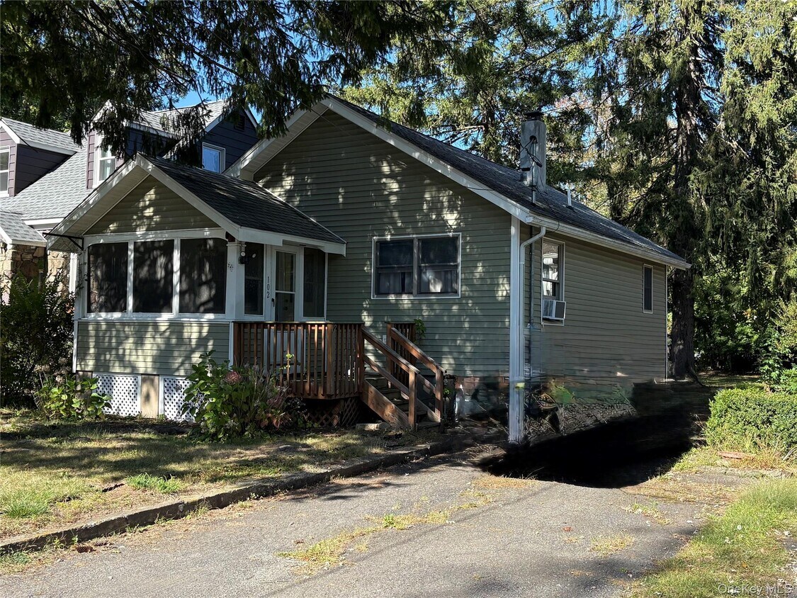 Foto principal - 102 Waterstone Rd