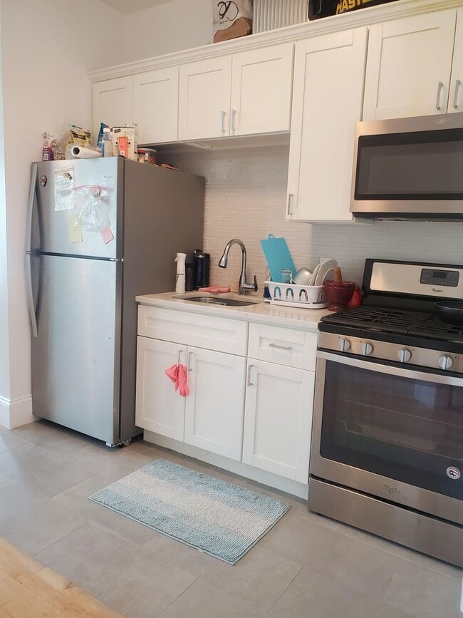 Foto del edificio - Gardner St Allston - 2bed / 1bath - No Fee...