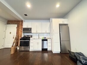 Building Photo - 410 Eastern Pkwy