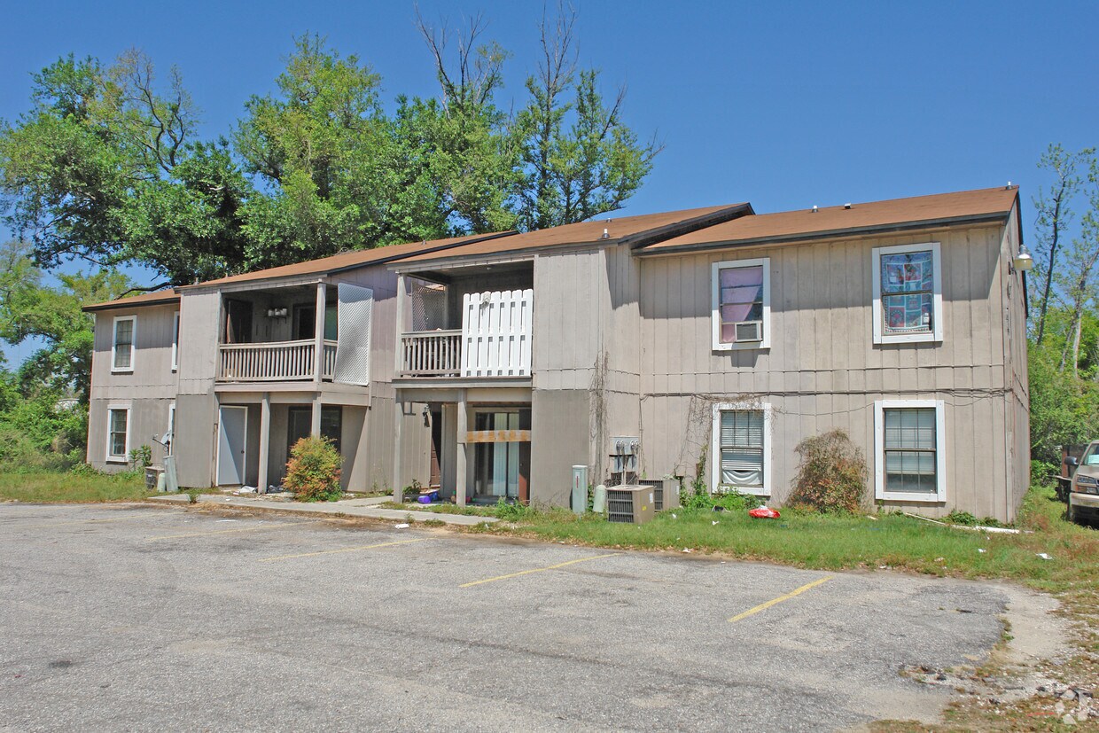 Foto del edificio - 5901 Sherrill Ave