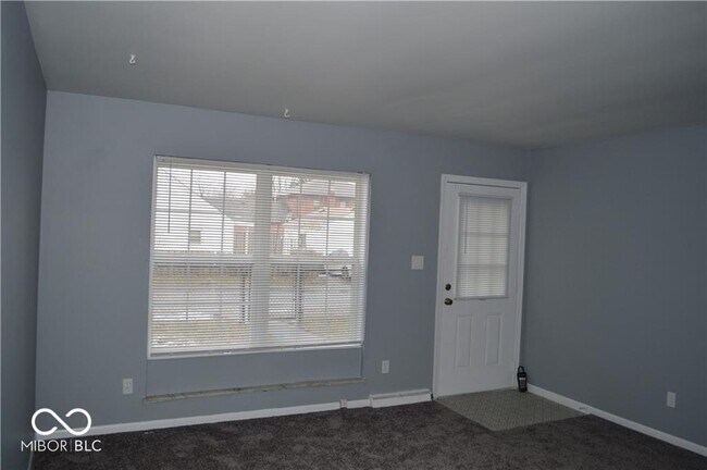 Building Photo - 548 Cleveland St